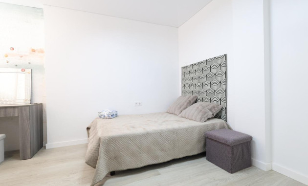 Herverkoop - Apartment - Torrevieja - Acequion