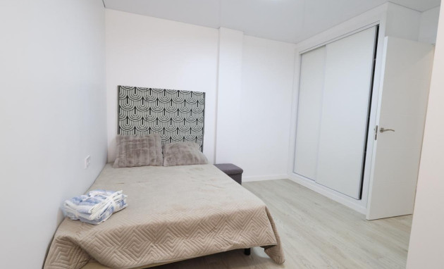 Herverkoop - Apartment - Torrevieja - Acequion