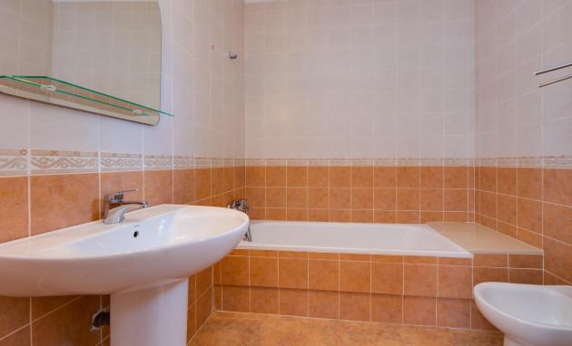 Herverkoop - Villa - Algorfa - Costa blanca sur