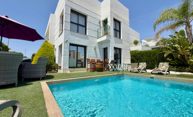 Herverkoop - Detached Villa - Ciudad Quesada - Doña Pepa