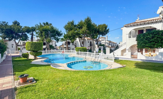 Herverkoop - Bungalow - Gelijkvloers - Torrevieja - Aguas Nuevas