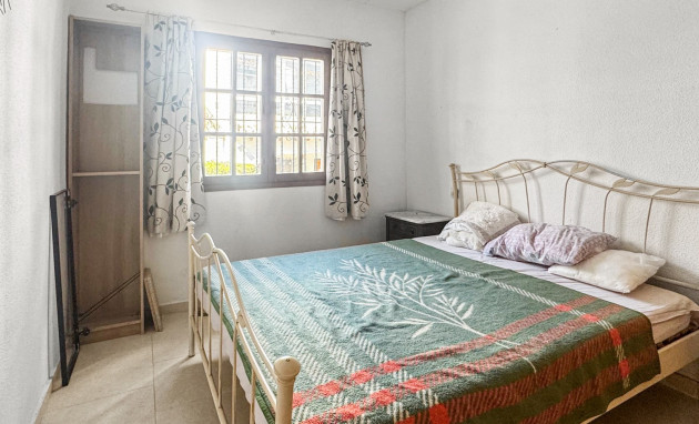 Herverkoop - Bungalow - Gelijkvloers - Torrevieja - Aguas Nuevas