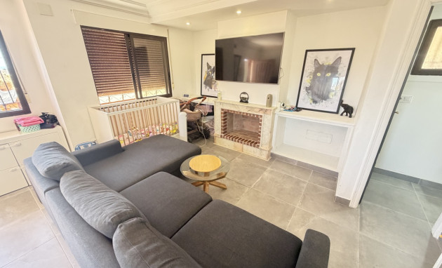 Herverkoop - Detached Villa - Orihuela Costa - Villamartin
