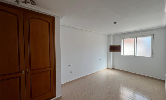 Herverkoop - Apartment - Torrevieja - Centro