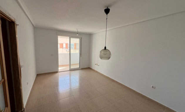 Herverkoop - Apartment - Torrevieja - Centro