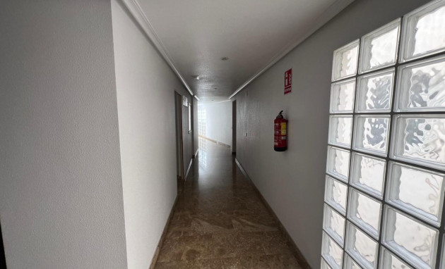 Herverkoop - Apartment - Torrevieja - Centro
