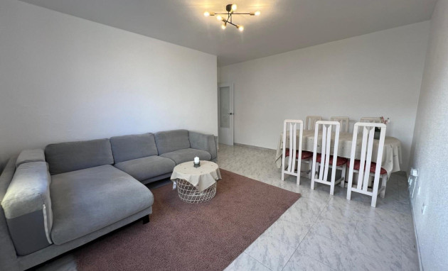 Herverkoop - Apartment - Torrevieja - Estacion de autobuses