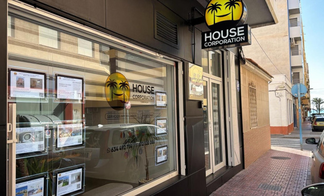 Herverkoop - Apartment - Torrevieja - Estacion de autobuses