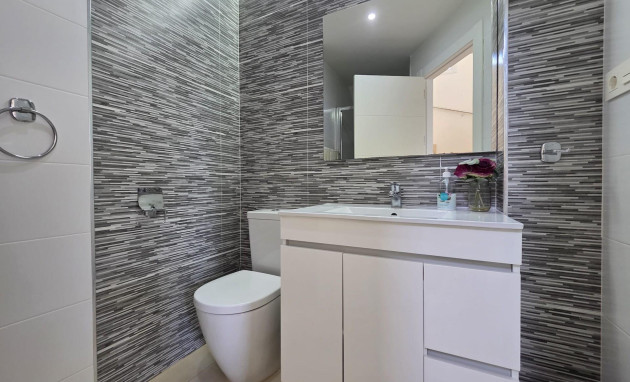 Herverkoop - Terraced house - Orihuela Costa - Montezenia