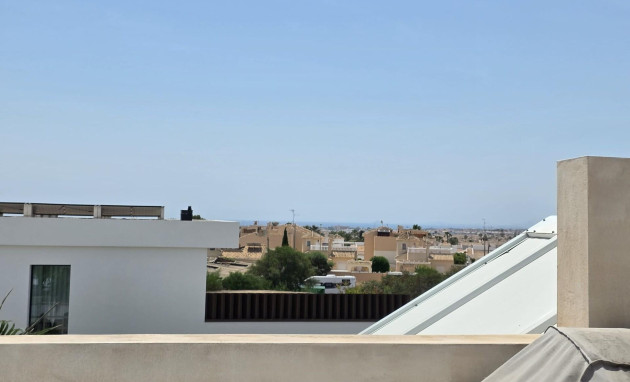 Herverkoop - Terraced house - Orihuela Costa - Montezenia