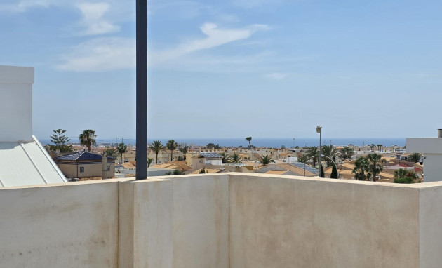 Herverkoop - Terraced house - Orihuela Costa - Montezenia