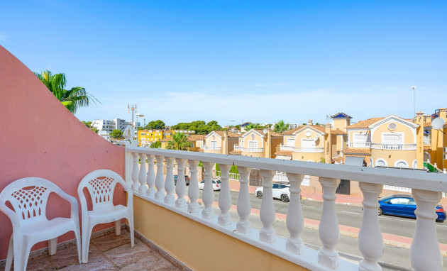 Herverkoop - House - Orihuela Costa - Las Filipinas