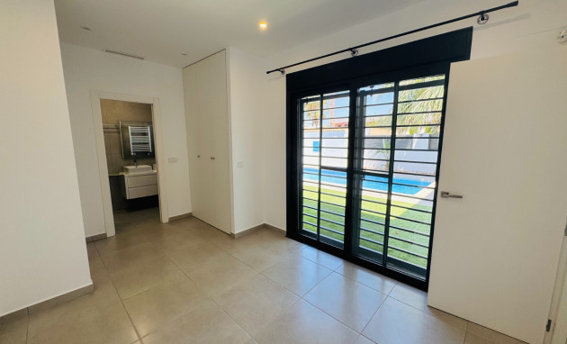 Herverkoop - Villa - San Pedro del Pinatar - Lo pagan