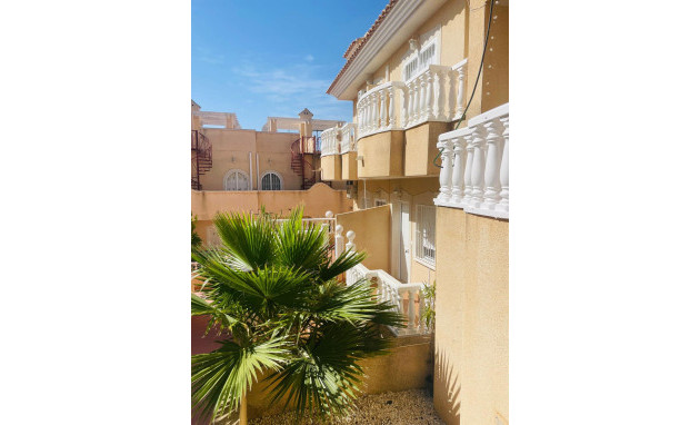 Herverkoop - Villa - Orihuela Costa - Villamartín-Las Filipinas