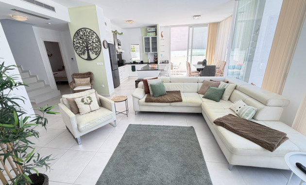 Herverkoop - Detached Villa - Orihuela Costa - Mil Palmeras