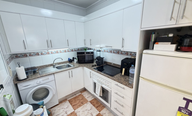 Herverkoop - Bungalow - Gelijkvloers - Orihuela Costa - La Zenia