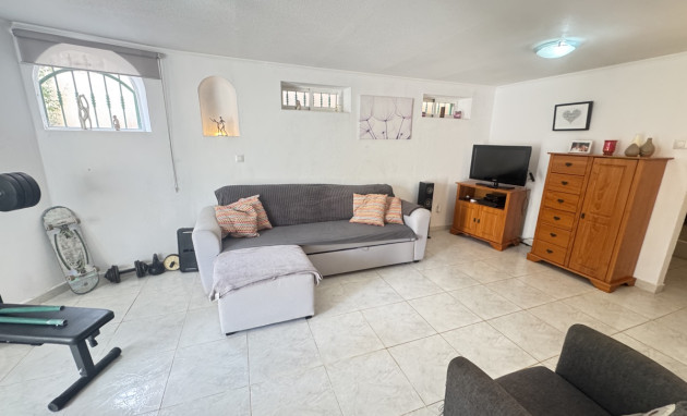 Herverkoop - Detached Villa - Orihuela Costa - Villamartin