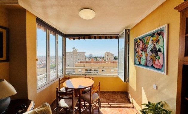Herverkoop - Apartment - Torrevieja