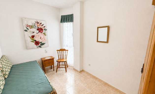 Herverkoop - Apartment - Torrevieja - Playa del cura