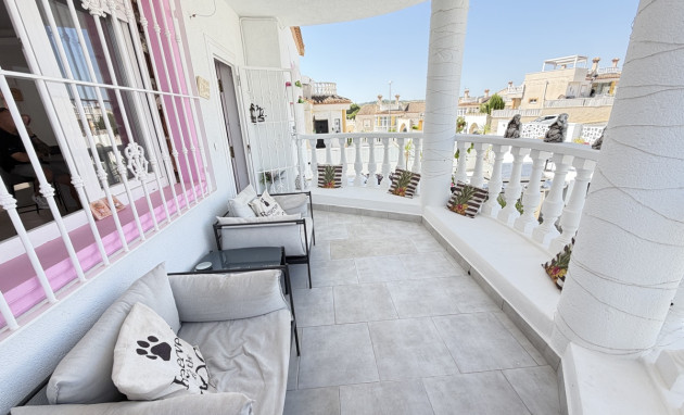 Herverkoop - Detached Villa - San Miguel de Salinas - Lake View Mansions