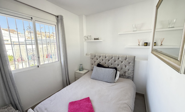 Herverkoop - Detached Villa - San Miguel de Salinas - Lake View Mansions