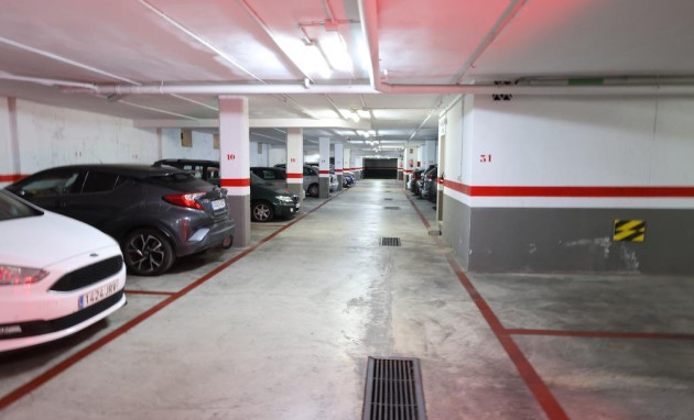 Herverkoop - Apartment - Torrevieja - Centro