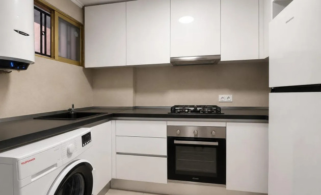 Herverkoop - Apartment - La Mata