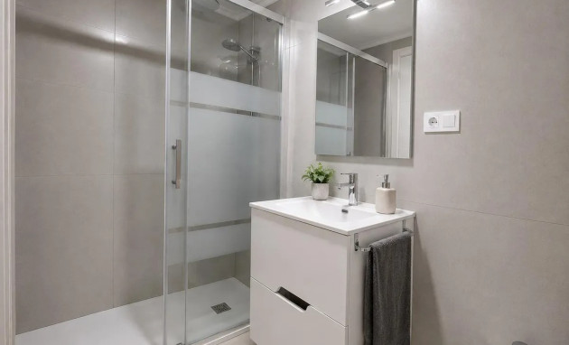 Herverkoop - Apartment - La Mata