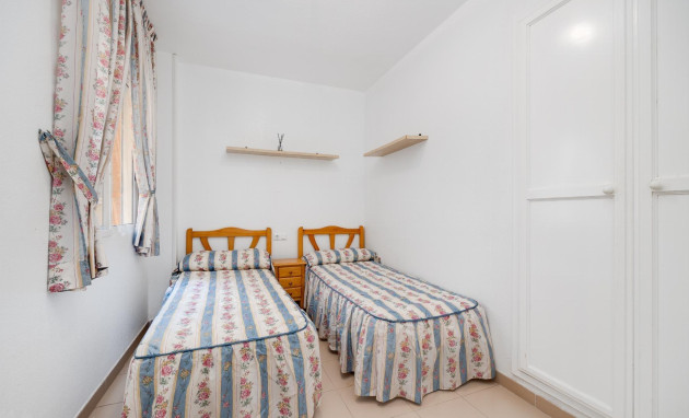 Herverkoop - Bungalow - Gelijkvloers - Torrevieja - Acequion