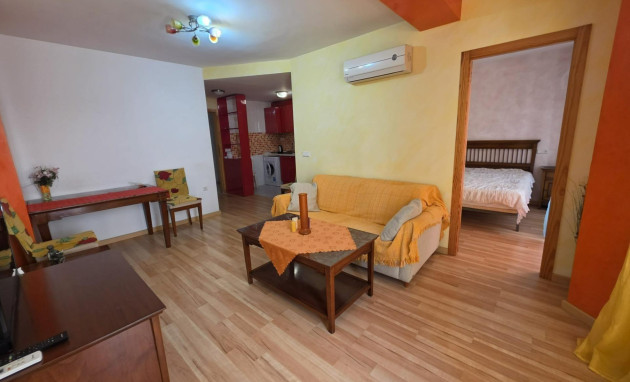 Herverkoop - Apartment - Torrevieja - Estacion de autobuses