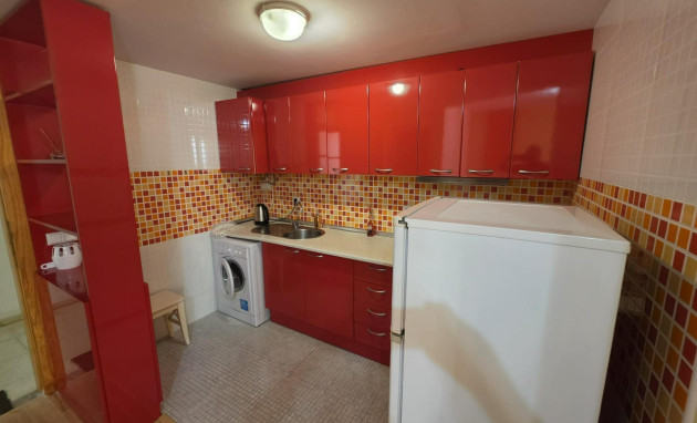 Herverkoop - Apartment - Torrevieja - Estacion de autobuses