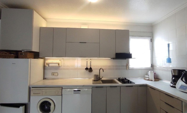 Herverkoop - Bungalow - Gelijkvloers - Torrevieja - Los balcones