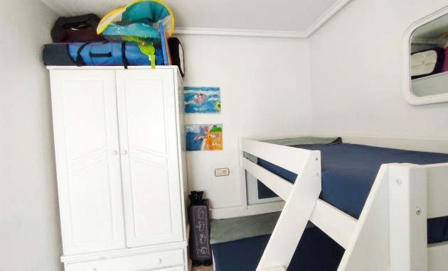 Herverkoop - Bungalow - Gelijkvloers - Torrevieja - Los balcones