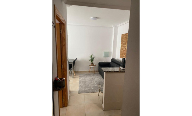 Herverkoop - Apartment - Torrevieja - Centro