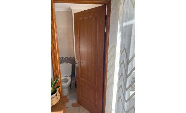 Herverkoop - Apartment - Torrevieja - Centro