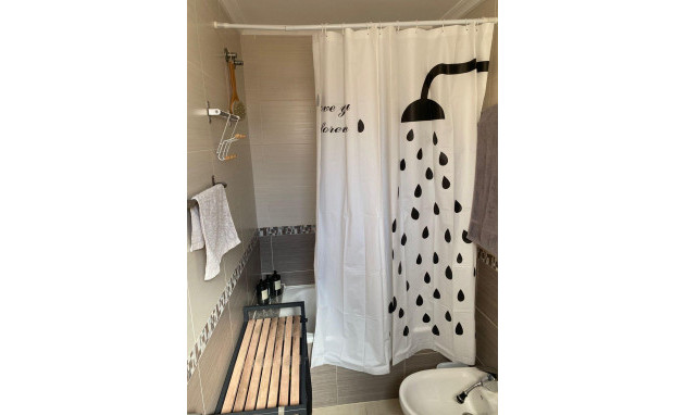 Herverkoop - Apartment - Torrevieja - Centro