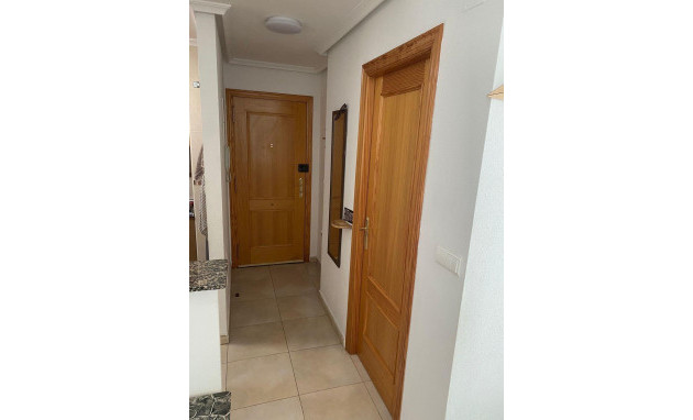 Herverkoop - Apartment - Torrevieja - Centro