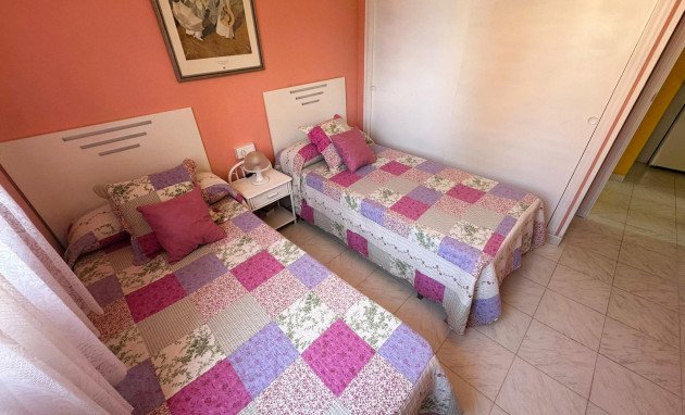 Herverkoop - Apartment - Torrevieja - La Mata pueblo