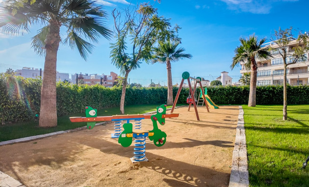 Resale - Apartment - PLAYA FLAMENCA