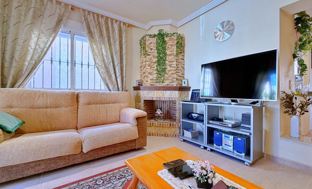 Herverkoop - Detached Villa - Orihuela Costa - Punta Prima