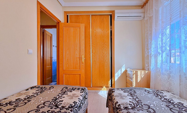 Herverkoop - Detached Villa - Orihuela Costa - Punta Prima