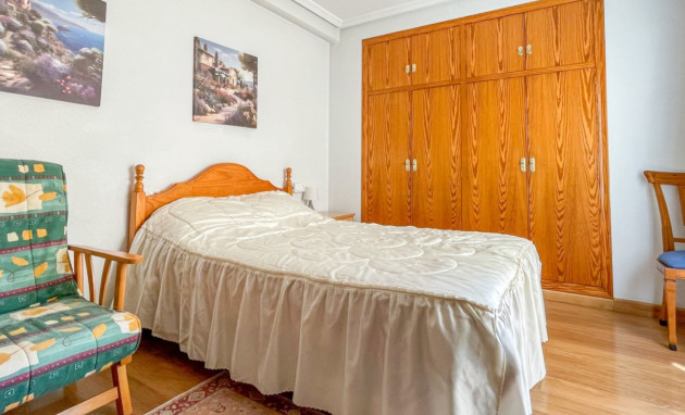 Herverkoop - Apartment - Torrevieja - Playa Acequion