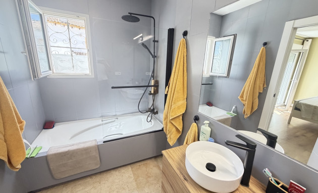 Herverkoop - Detached Villa - Orihuela Costa - Villamartin