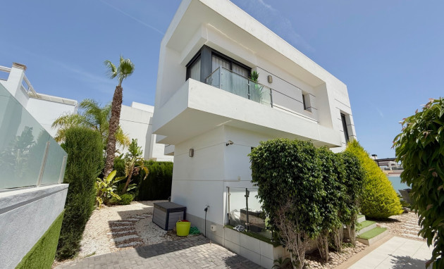 Herverkoop - Detached Villa - Ciudad Quesada - Doña Pepa