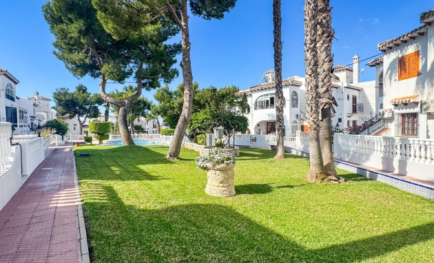Herverkoop - Bungalow - Gelijkvloers - Torrevieja - Aguas Nuevas