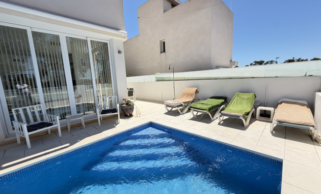 Herverkoop - Detached Villa - Orihuela Costa - Mil Palmeras