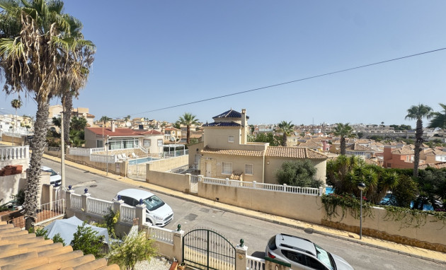 Herverkoop - Detached Villa - Orihuela Costa - Villamartin