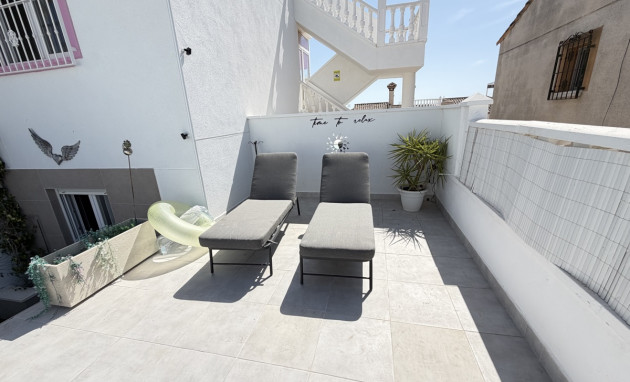 Herverkoop - Detached Villa - San Miguel de Salinas - Lake View Mansions