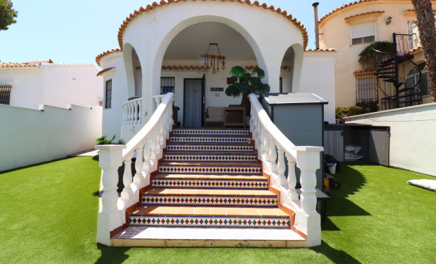 Herverkoop - Detached Villa - Orihuela Costa - Villamartin