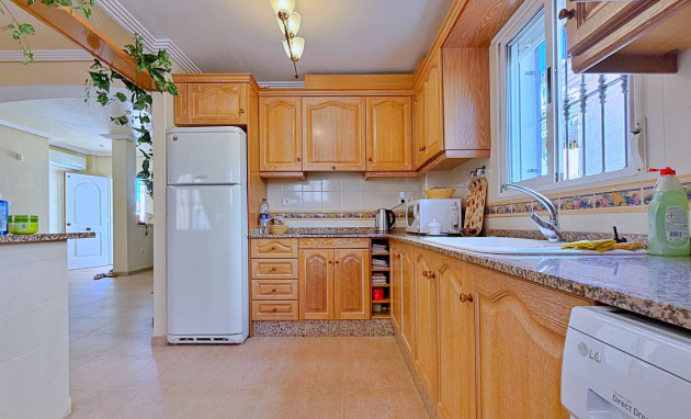 Herverkoop - Detached Villa - Orihuela Costa - Punta Prima